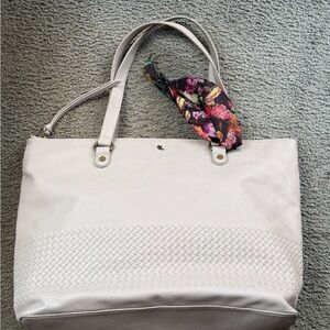 ELLIOTT LUCCA TOTE/SHOULDER BAG. Woven front detail. Taupe/Gray. 15.5”x13”x8”.